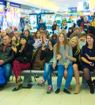 Зрители на конкурсе Маленькие звездочки в Парк Хаус Волгоград